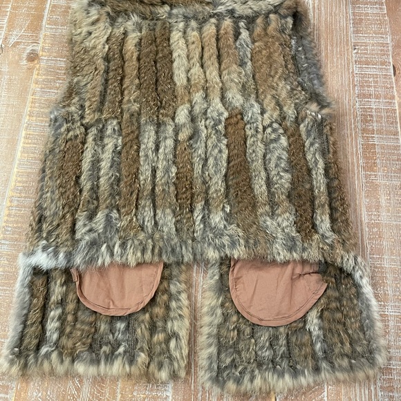 Marc Jacobs Fur Vest - Picture 4 of 9